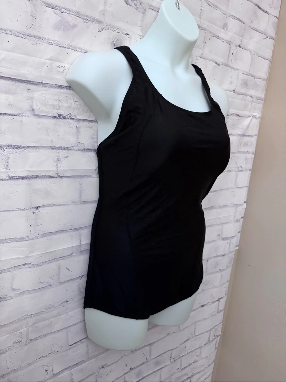 Speedo Plus Size 18 Solid One Piece Swimsuit Black Slimming Modest